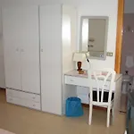 Carla 3*