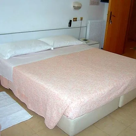 Carla 3* Grado